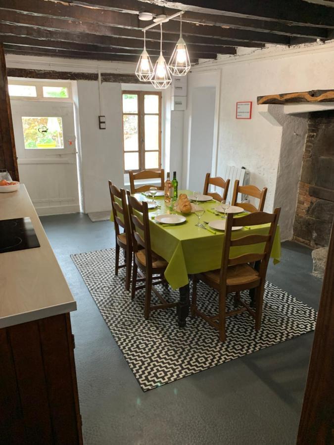 Doxie Cottage Saint-Chabrais Exterior photo